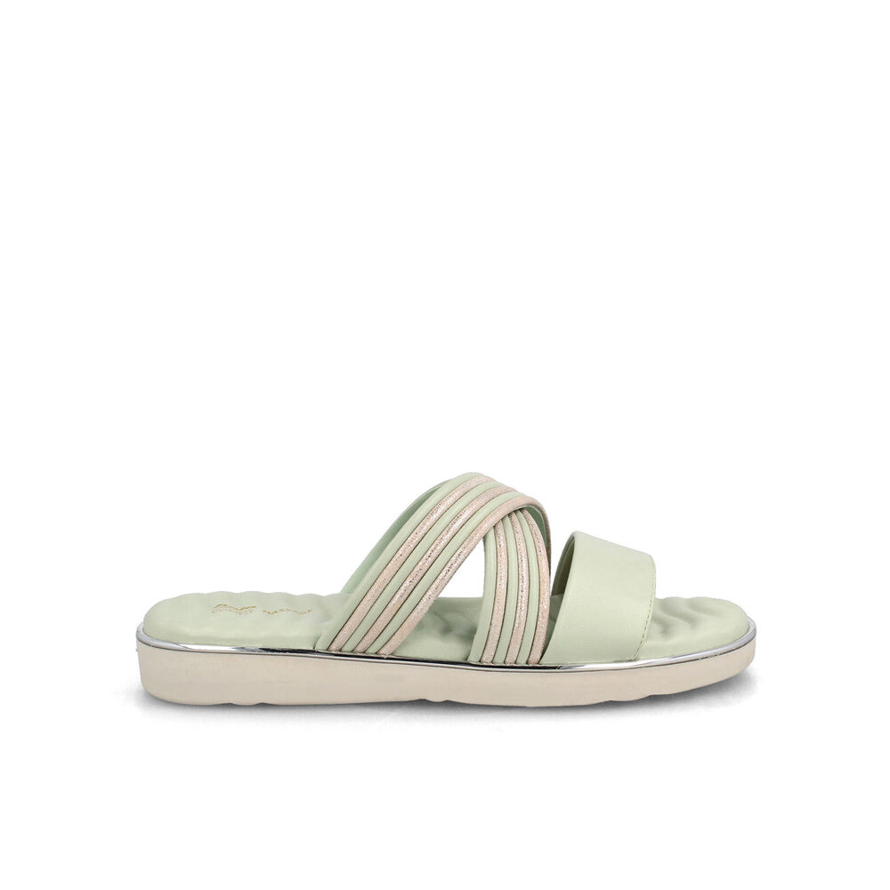 Sandalia Mujer Bata Megan Verde Claro image number 0.0